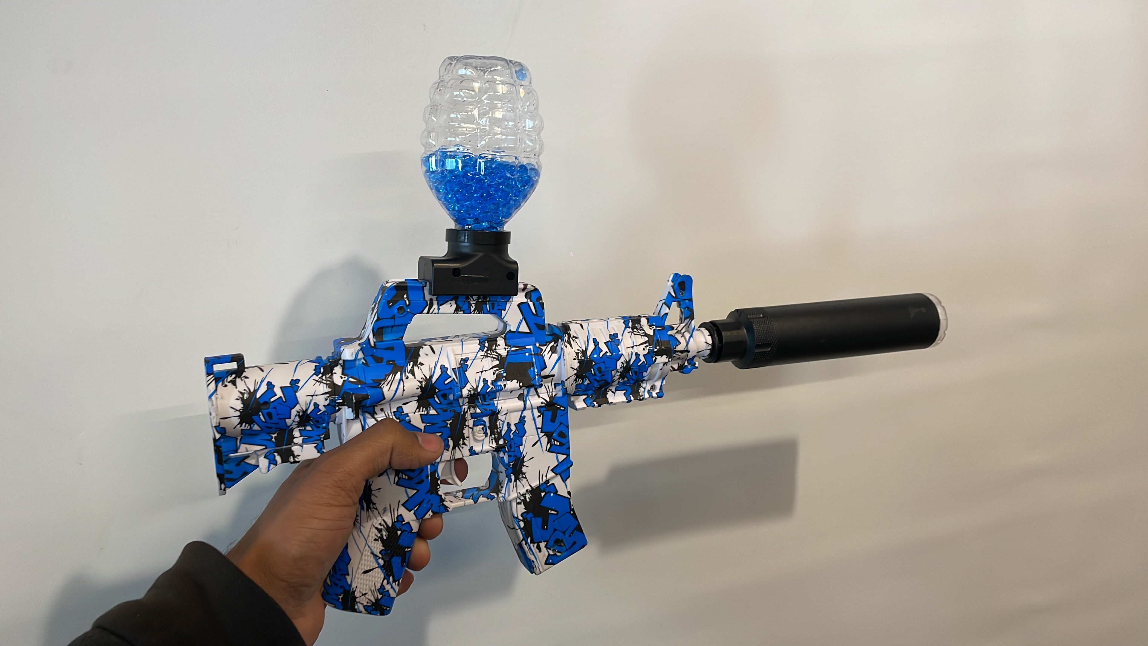 Water ball gun with silencer light (gelly blaster) (bestseller) - Image 2