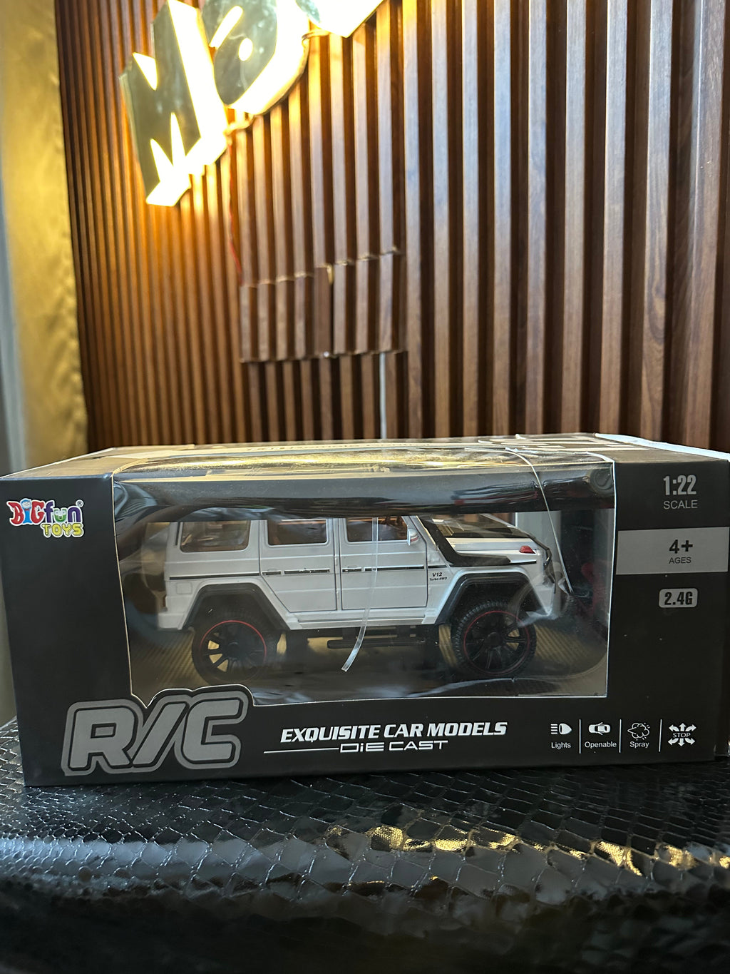 RC G Wagon 1:24 (in metal ) - Image 3